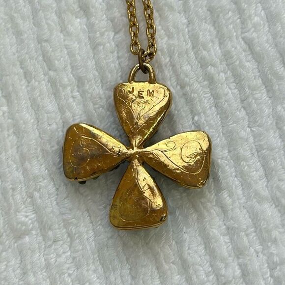 Vintage JEM Gemstone Chips Celtic Cross Necklace Maltese Goldtone Chain Signed - Picture 4 of 7
